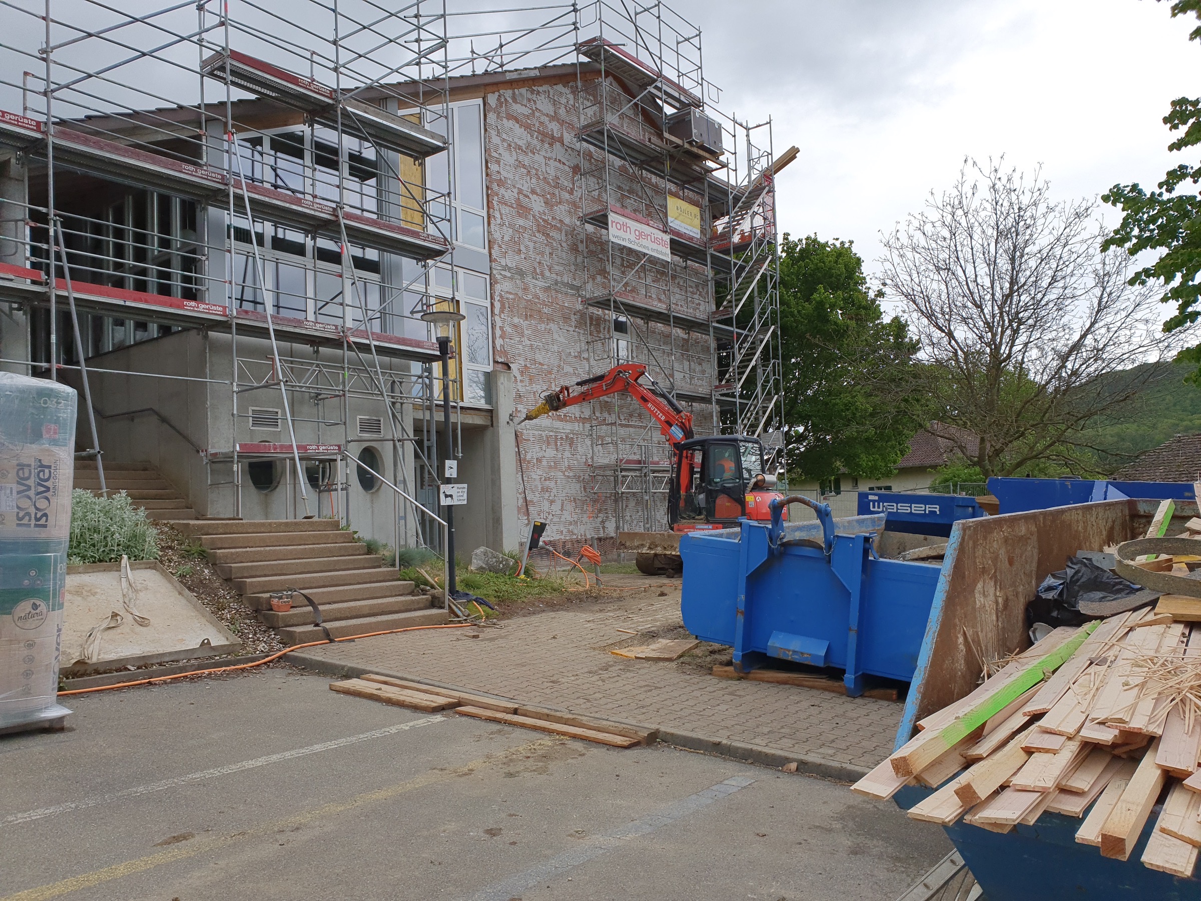 01_gipf-oberfrick-sanierung-schulhaus_20210517_162634